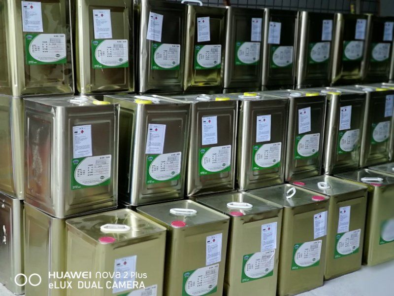 粘彩鋼板膠水--選擇聚力粘彩鋼板強力膠水保證15年不開膠！