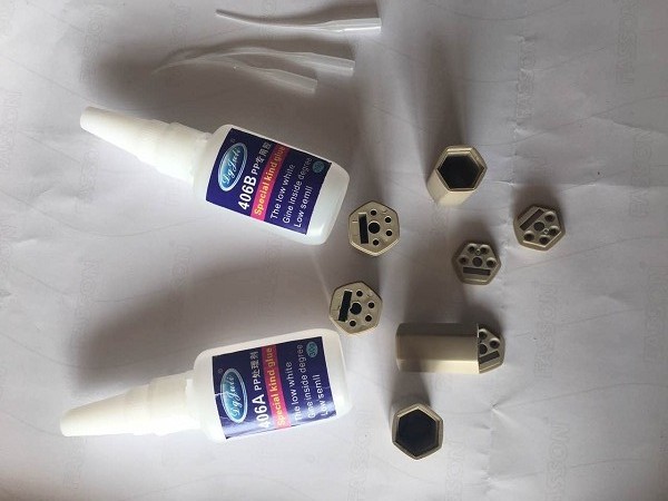 PP塑料用什么膠水粘接?聚力膠水的PP專(zhuān)用瞬間膠水專(zhuān)粘小面積PP塑料！