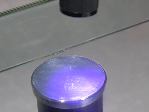 玻璃粘金屬專用UV膠水